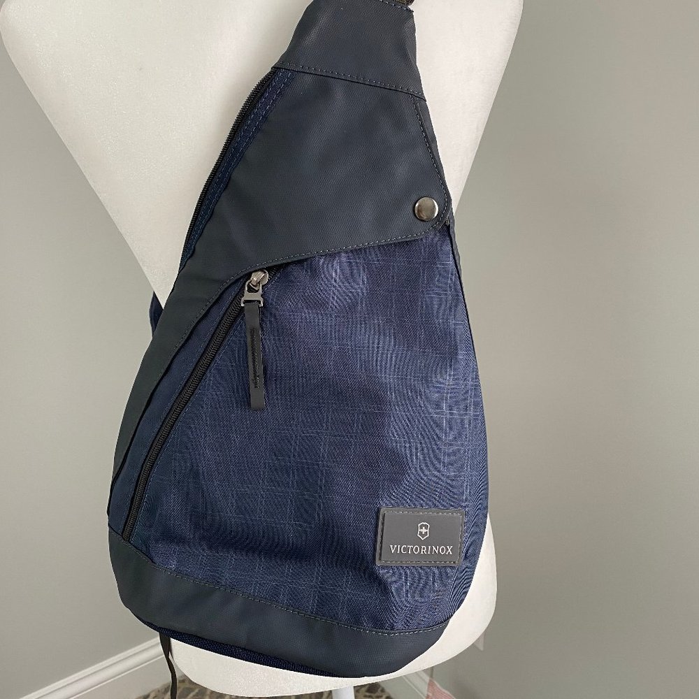 Victorinox Dual-Compartment Mono Sling Backback